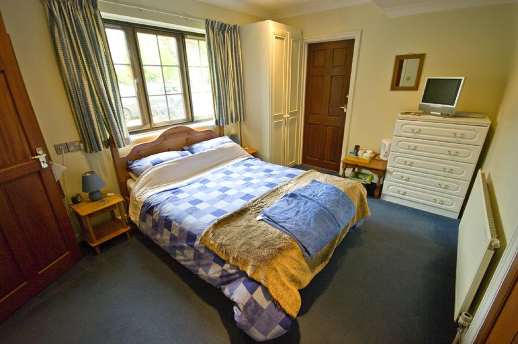 Shire Lodge Ramsey  Room photo